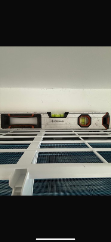 Installation d’une climatisation mono split HEIWA 3,5 kW « dos à dos » au Pian-Médoc en Gironde